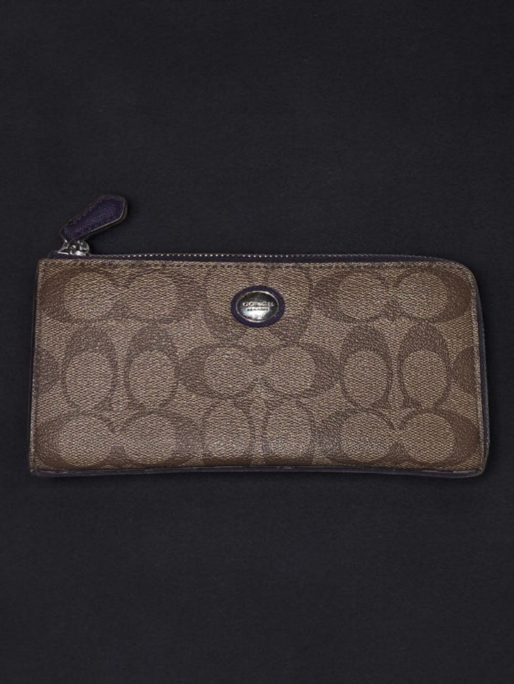 Coach Peyton Signature Slim Zip Wallet